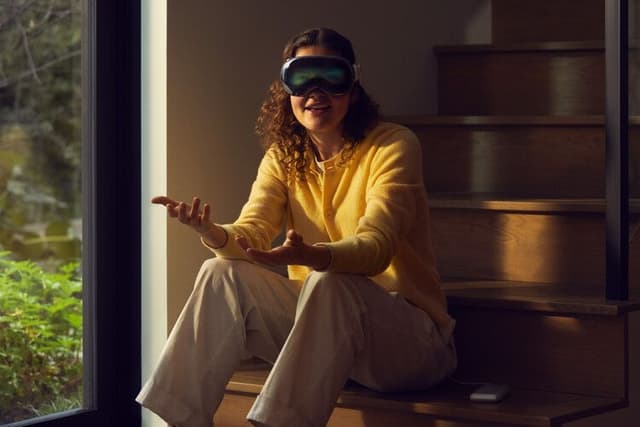 Apple Vision Pro: Reshaping Reality, One Pixel at a Time (Apple Vision Pro, Vision Pro, Apple Vision Pro price)